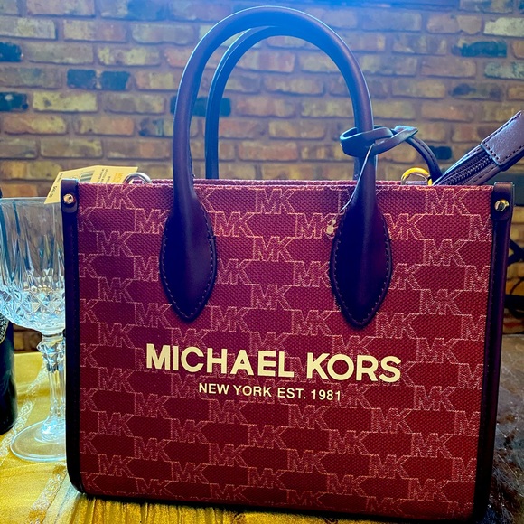 New with Tags - Michael Kors combination purse and wallet. - Picture 2 of 15